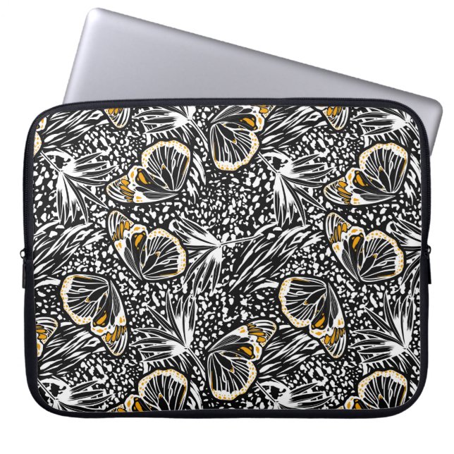 Trendy hand sketch butterflies die met elkaar verm laptop sleeve (Voorkant)