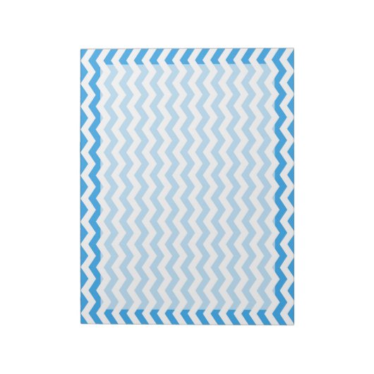 Trendy, heldere blauwe chevron zigzag strepen. notitieblok (Linkerzijde)