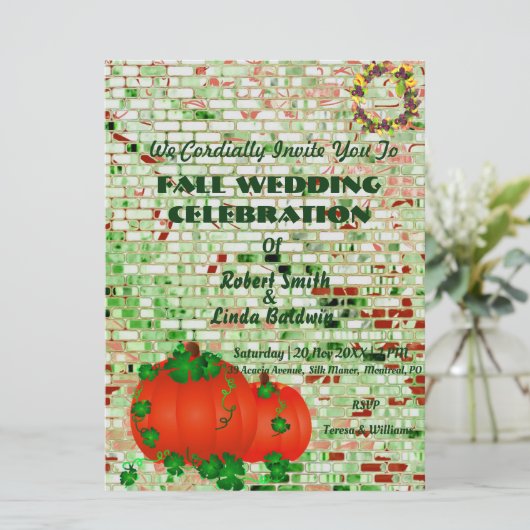 Trendy Herfst Oranje Pumpkin Wedding Uitnodiging (Staand voorkant)