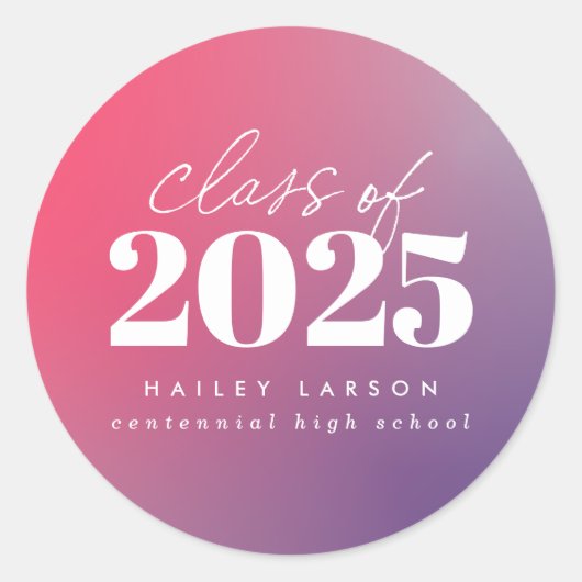 Trendy Klasse van 2024 Roze Gradient Afstuderen Ronde Sticker (Voorkant)