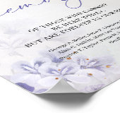 Trendy lente paars stoffig blauw In Lieve Herinner Poster (Hoek)