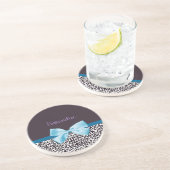 Trendy Leopard Print en Blue Ribbon met naam Zandsteen Onderzetter (Zijkant)