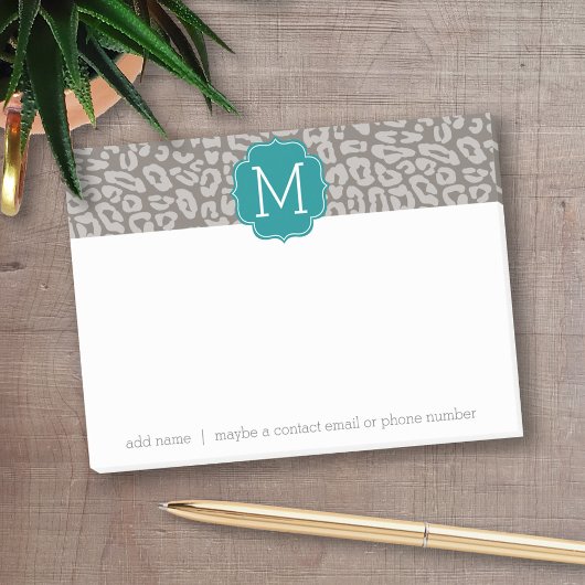 Trendy Leopard Print Pattern met Aqua Monogram Post-it® Notes