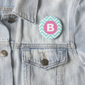 Trendy Lichtblauwe Chevron Roze Monogram Ronde Button 5,7 Cm (In situ)