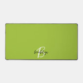 Trendy Lime Groen Zwart Wit Script Monogram Bureaumat (Voorkant)