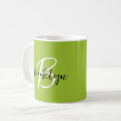 Trendy Lime Groen Zwart Wit Script Monogram Koffiemok (Voorkant links)