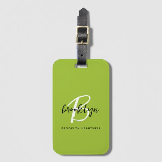 Trendy Lime Groen Zwart Wit Script Monogram Naam Bagagelabel (Voorkant (verticaal))