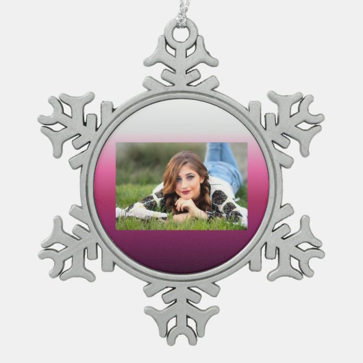 trendy magenta maroon marsala burgundy ombre tin sneeuwvlok ornament (Voorkant)