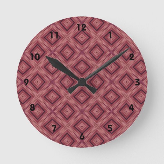 Trendy marsala en roze geometrisch patroon ronde klok (Voorkant)