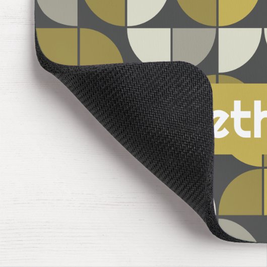 Trendy MCM Half-moonpatroon met goudnaamblok Muismat (Hoek)