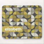 Trendy MCM Half-moonpatroon met goudnaamblok Muismat<br><div class="desc">Een gewaagd, grafisch ontwerp met kleurrijke tinten van zwarten en goud met een leuk kleurenblok om jouw naam of om het even welke tekst toe te voegen. Het middeleeuwse patroon is een trendy patroon met punches van kleur. U kunt een naam, een monogram of een andere douanetekst toevoegen. Als u...</div>