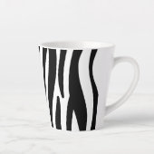 Trendy meisjesachtige chique zwart-witte zebrastre latte mok (Rechts)