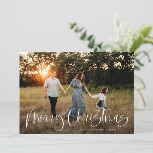 Trendy Merry Christmas Kalligrafie 2 Foto Feestdagenkaart (Staand voorkant)