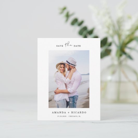 Trendy minimalistische foto bruiloft aankondigingskaart (Staand voorkant)