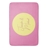 Trendy minimalistische moderne eenvoudige pastelkl badmat (Voorkant Verticaal)