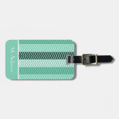Trendy Mint Green Chevron Stripes and Name Bagagelabel (Voorkant horizontaal)
