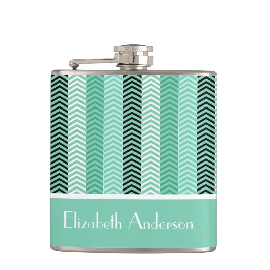 Trendy mint Green Chevron Stripes met naam Heupfles (Voorkant)