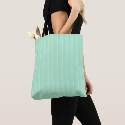 Trendy Mint Green White Striped Moderne Sjabloon Tote Bag (Dichtbij)