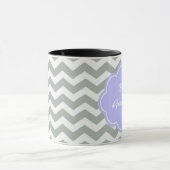 Trendy, modern, elegant grijs chevron monogram mok (Midden)