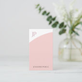 Trendy Modern Monogram Sjabloon Blush Pink White Visitekaartje (Staand voorkant)