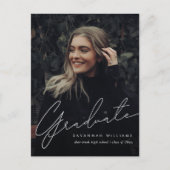 Trendy Modern Simple Script Photo Afstuderen Uitnodiging Briefkaart (Voorkant)