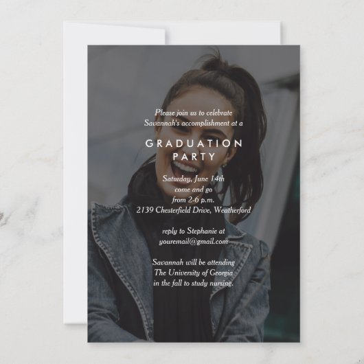 Trendy Modern Simple Script Two Photo Afstuderen Kaart (Achterkant)