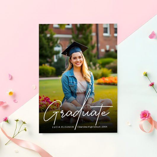 Trendy Modern White Script Foto Afstuderen Aankondiging