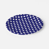 Trendy Moderne Witte Polka Dots op Donker Marine B Papieren Bordje (Gekanteld)