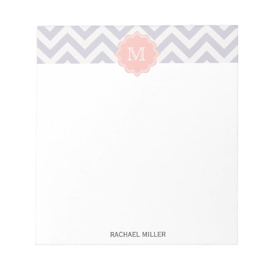 Trendy Monogram Gray White Peach Chevron Pattern Notitieblok (Voorkant)