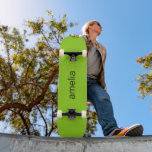 Trendy Monogram Lime Green Brat Persoonlijk Skateboard<br><div class="desc">Trendy lime groen skateboard in de brat stijl met uw monogram naam of initialen of andere tekst in een eenvoudig lettertype.</div>