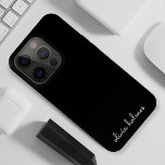 Trendy Monogram | Moderne naam voor zwart script iPhone 15 Pro Case<br><div class="desc">Een eenvoudig,  stijlvol aangepast monogram ontwerp in een informele casual handgeschreven script typografie in opvallend zwart-wit zwart-wit. Het monogram kan gemakkelijk worden gepersonaliseerd om een ontwerp zo uniek te maken zoals u bent! De perfecte trendy op maat gesneden gave of accessoire voor elke gelegenheid.</div>