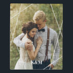 Trendy Monogram Wedding Foto Puzzel<br><div class="desc">Eenvoudig en chic monogram ontwerp. Heb je een aangepaste kleur nodig? Stuur ons een bericht naar heartlockedstudio@gmail.com en wij zullen u graag helpen!</div>