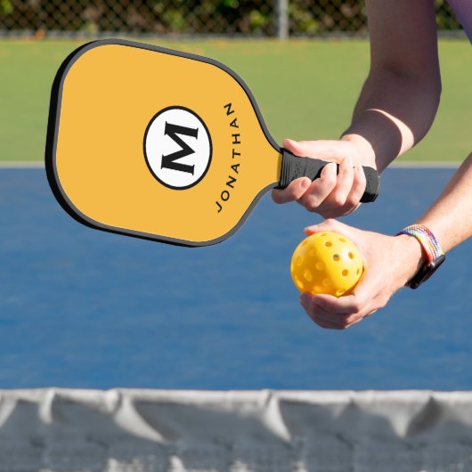 Trendy Mustard Monogram Initiaal Name Pickleball Paddle (Insitu)
