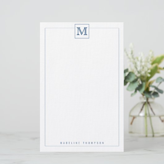 Trendy Navy Blue Initiaal Monogram Square border Briefpapier (Staand voorkant)