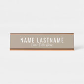 Trendy Neutrale Tan Beige Grey White Fonts Bureau Naambordje (Voorkant)