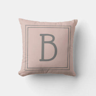 Trendy op maat gemaakte monogram initiaal chic roz kussen