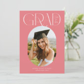 Trendy Oval One Photo Roze Afstuderen Aankondiging (Staand voorkant)