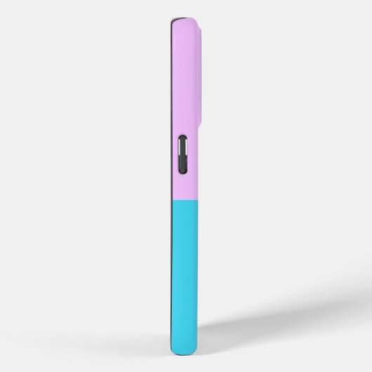 Trendy Paarse Vlinder op Pastels iPhone 15 Hoesje (Achterkant / Rechts)