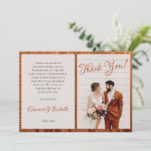 Trendy Passen getrouwd Wedding Photo Faux Copper L Bedankkaart (Staand voorkant)