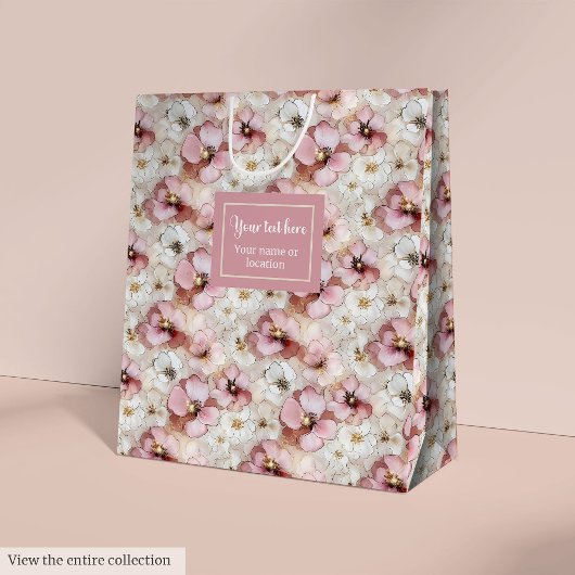 Trendy pastel pink and gold floral party gift bag medium cadeauzakje