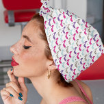 Trendy patroon damesschoenen sjaal<br><div class="desc">Verhoog uw accessoire spel met deze elegante bandana patroon sjaal, mengen moderne trendy schattig ontwerp met een vleugje stijlvolle retro plezier. Deze eenvoudige minimalistische sjaal heeft een artistieke grappige twist en toont speelse damesschoenen met hoge hakken binnen het unieke ontwerp. Deze sjaal is ideaal voor liefhebbers van eenvoudige klassieke modes...</div>
