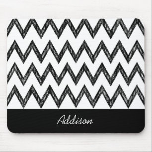 Trendy Pencil Black and White Chevron met naam Muismat
