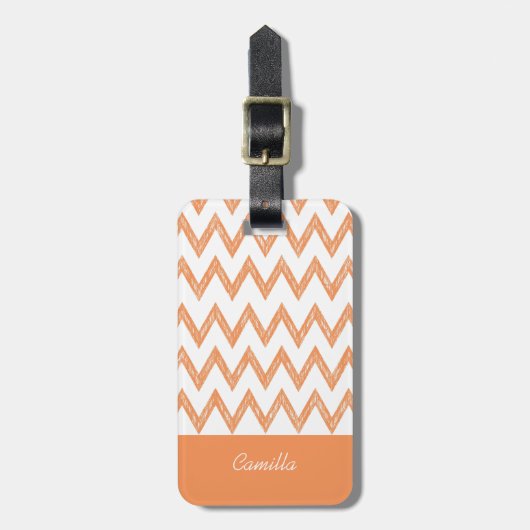Trendy Pencil Oranje Chevron Zigzags met naam Bagagelabel (Voorkant verticaal)