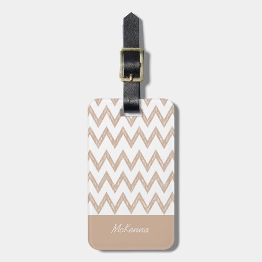 Trendy Pencil Tan Chevron Zigzags met naam Bagagelabel (Voorkant verticaal)