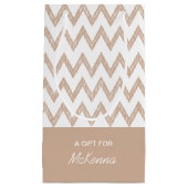 Trendy Pencil Tan Chevron Zigzags met naam Klein Cadeauzakje (Voorkant)