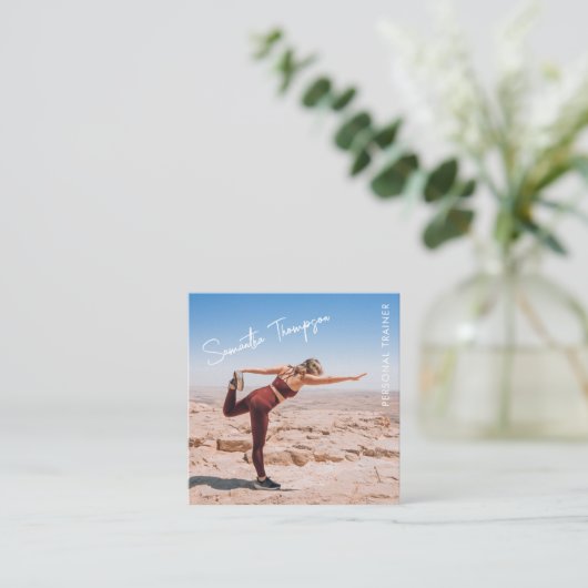 Trendy Photo Personal Trainer Fitness QR Code Vierkante Visitekaartje (Staand voorkant)