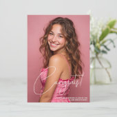 Trendy Pink Photo 2026 Graduation Announcement (Staand voorkant)