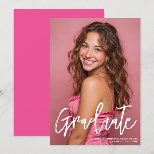 Trendy Pink Photo 2026 Graduation Announcement (Voorkant / Achterkant)