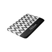Trendy Potlood Zwart en Wit Chevron Met Naam Badmat (Gekanteld)