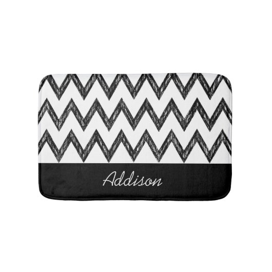 Trendy Potlood Zwart en Wit Chevron Met Naam Badmat (Voorkant)